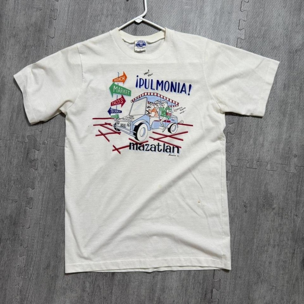 Vintage Single Stitch Mazatlan Pulmonia Graphic T Shirt Men's Small‎